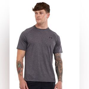 Under Armour UA Men's Tech Fabric Streamlined Fit Lightweight Training T Shirt S